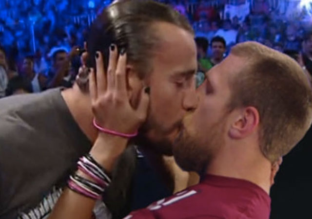 La WWE incluirá luchadores gays en sus espectáculos
