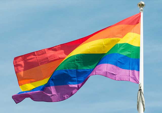 Bandera gay: ¿cuál es su historia?