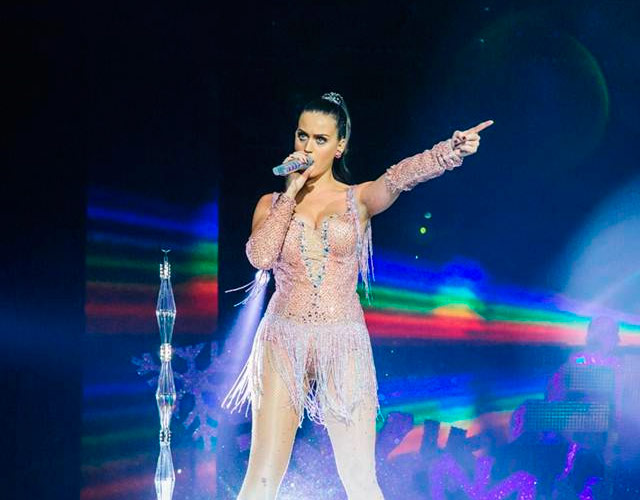 Katy Perry confirma nueva gira para 2017 al responder a un hater
