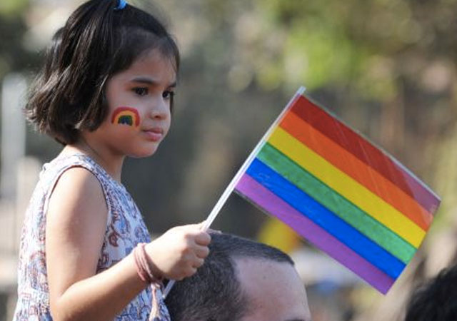 Los colegios de Catalunya estrenan protocolo a favor de los niños transexuales