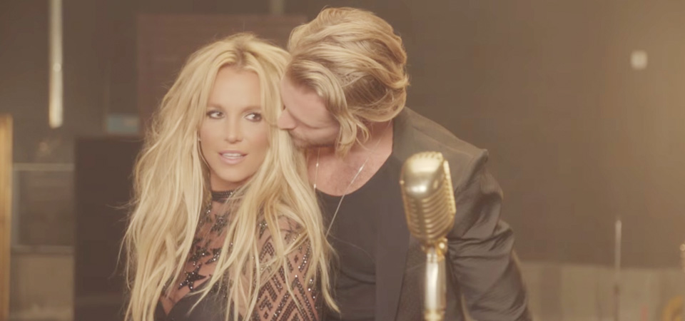 El nuevo single de Britney Spears, 'Slumber Party', viene con polémica