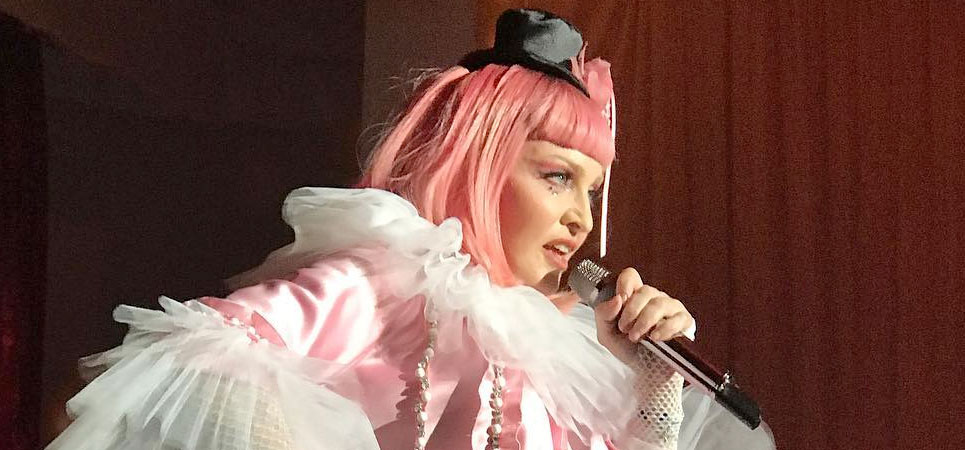 Madonna arrasa en su concierto 'Tears of a Clown' en Miami con Ariana Grande