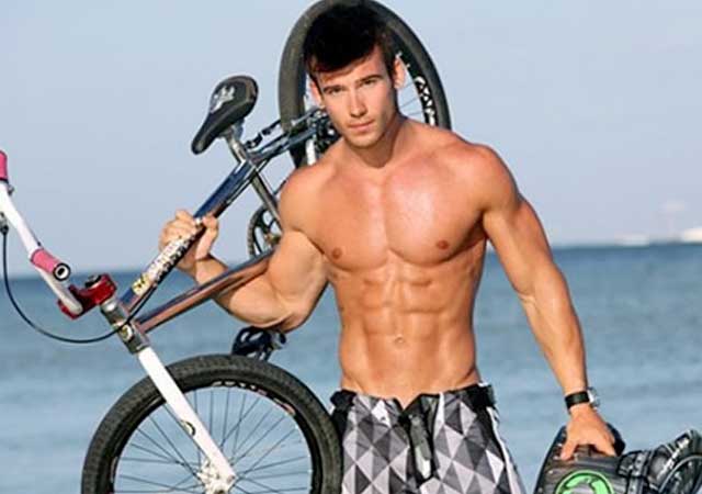 Pillado desnudo el deportista BMX Will Grant