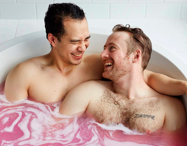Parejas gays en San Valentín para la nueva campaña de Lush