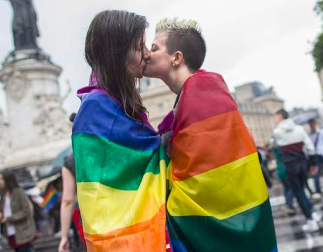 La legalización del matrimonio gay reduce la tasa de suicidios entre adolescentes LGBT
