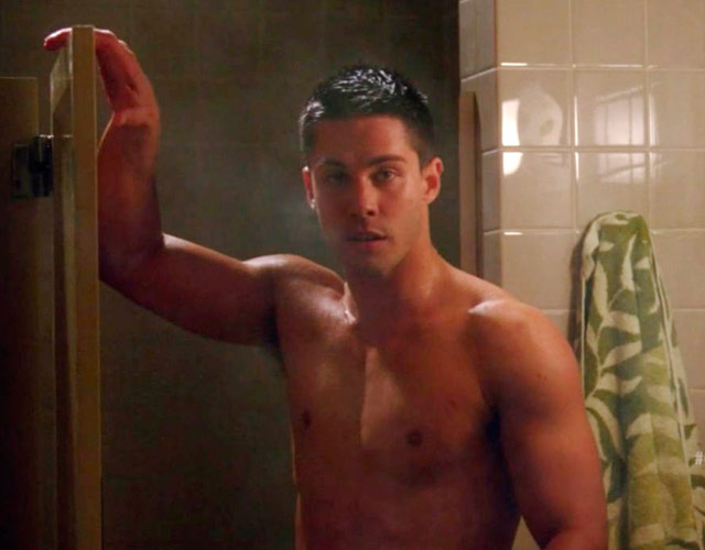 Filtrada la sextape del actor Dean Geyer desnudo