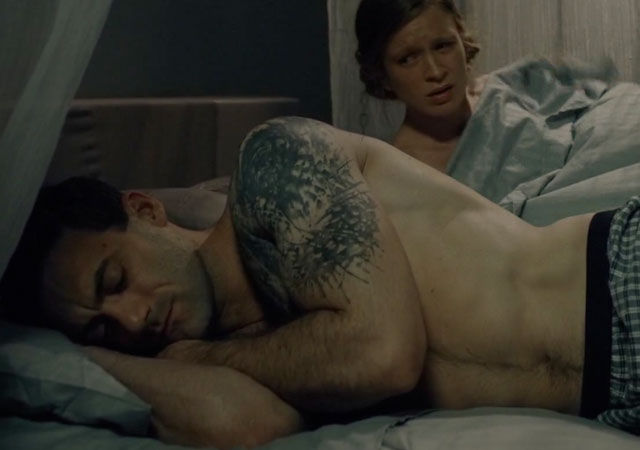 El desnudo del actor Morgan Spector en 'Split'