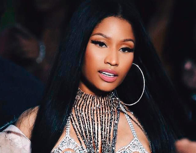 Nicki Minaj lanza 3 singles a la vez