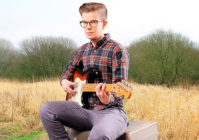 Rae Spoon, el cantante transexual que reinventa el uso de los géneros