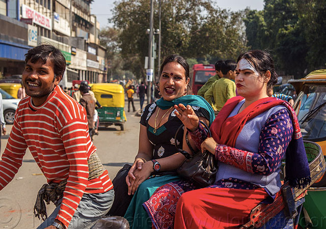 Una universidad en la India ofrece curso gratis a personas trans para apoyarles