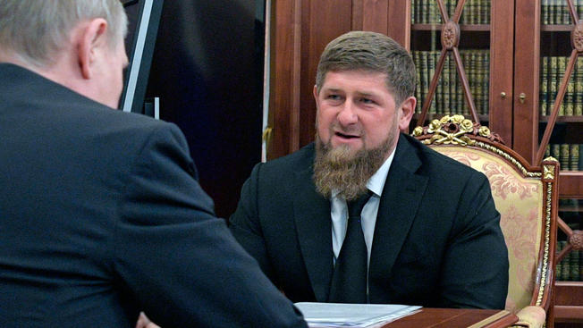 Los activistas confirman que sigue la purga gay en Chechenia