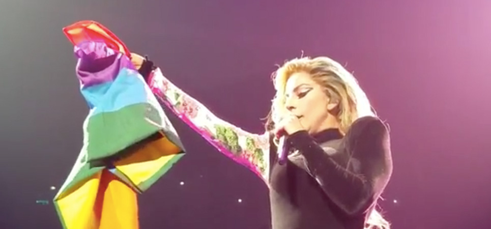 Estos son los mensajes LGBT del 'Joanne Tour' de Lady Gaga