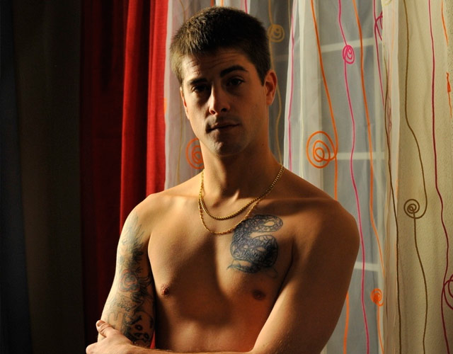 El actor Luis Fernández desnudo en Instagram
