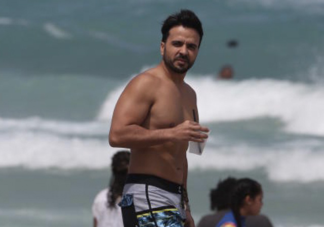 Las mejores fotos de Luis Fonsi desnudo