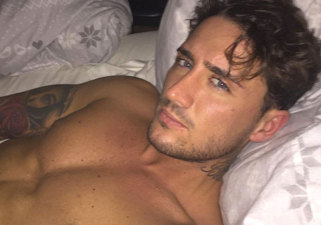 La estrella de realities Stephen Bear te lo enseña todo