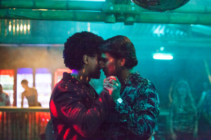 'Narcos' vuelve con una escena gay muy caliente