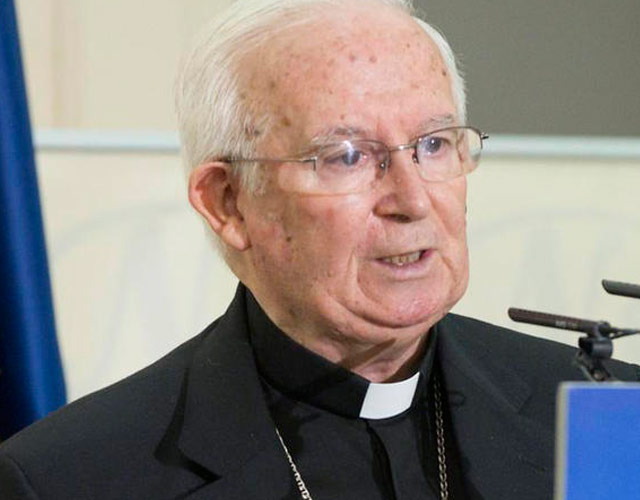 El obispo de Valencia: "la ley LGTBI es comunista y nazi"