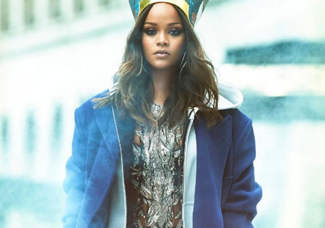 Rihanna, increíble en la portada de 'Vogue Arabia'