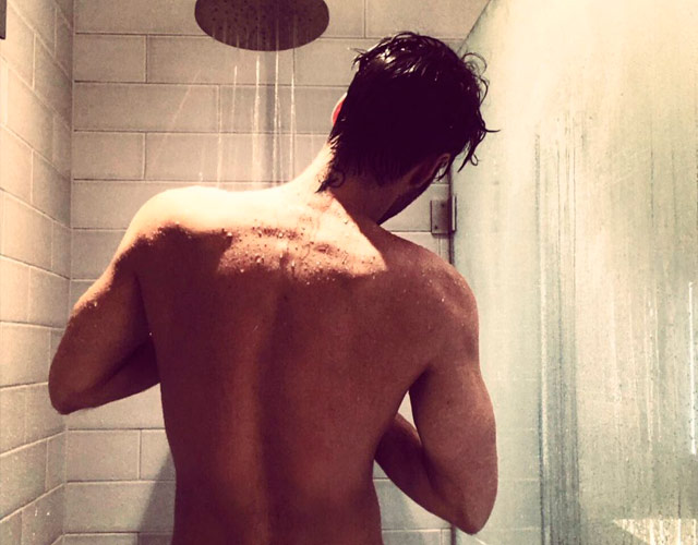 Jon Kortajarena desnudo en la ducha