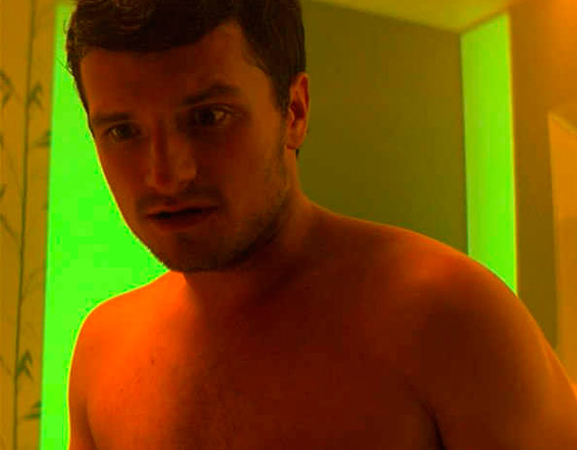 El pene de Josh Hutcherson desnudo en 'Future Man'