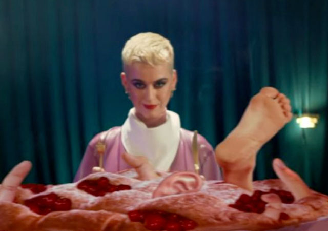 Katy Perry habla en una entrevista de unas cenas caníbales en Hollywood