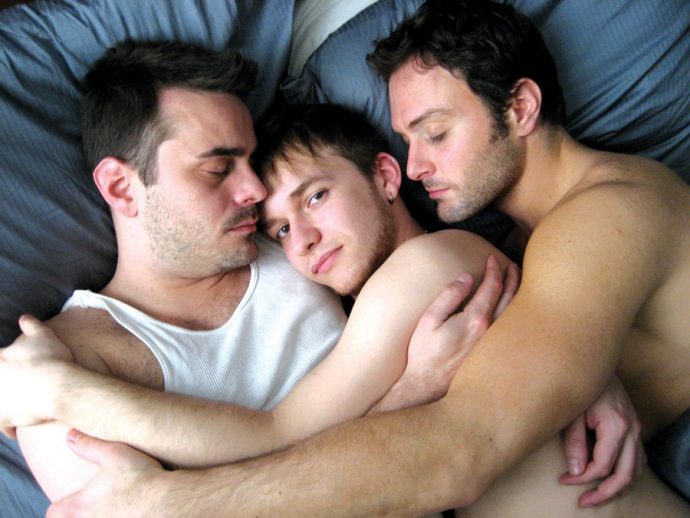 Cuckold gay: La increíble moda de los cornudos gays