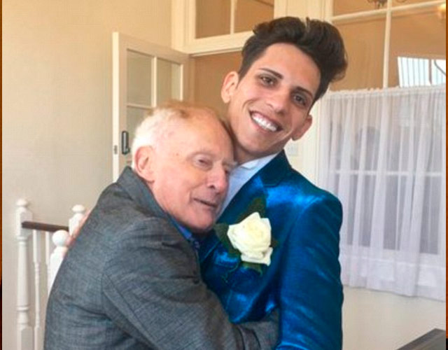 El excura gay de 79 años arruinado por su ex se enamora de un chico de 22