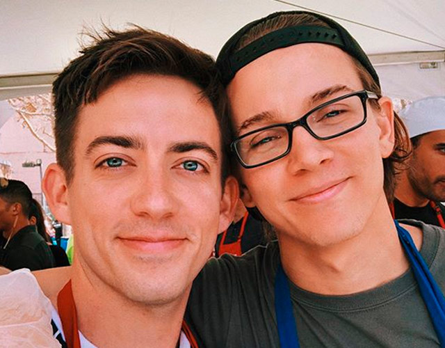 Kevin McHale, gay: el actor de 'Glee' publica una foto con su novio