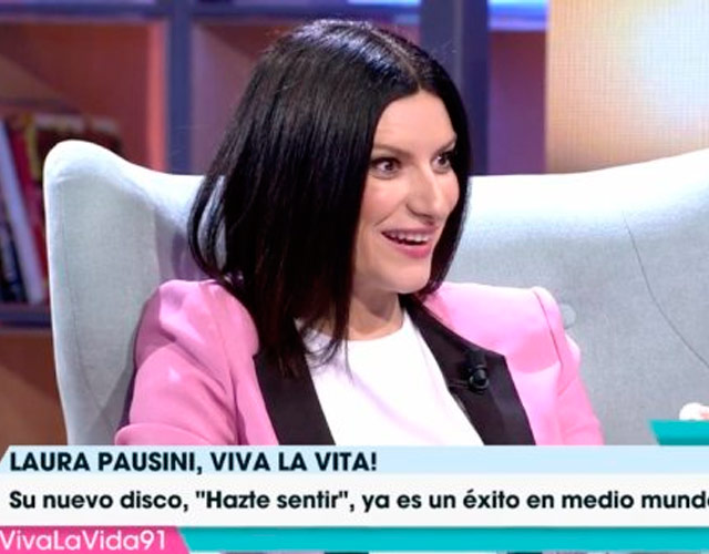Laura Pausini saca del armario a Toñi Moreno en 'Viva La Vida'