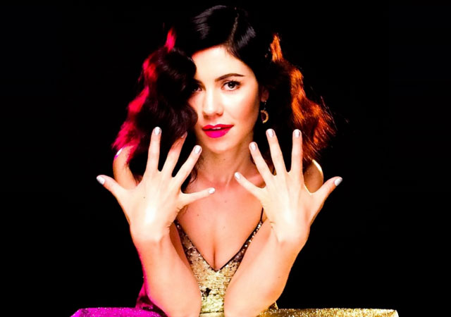 Marina & The Diamonds anuncia single 'Superstar' y nuevo disco