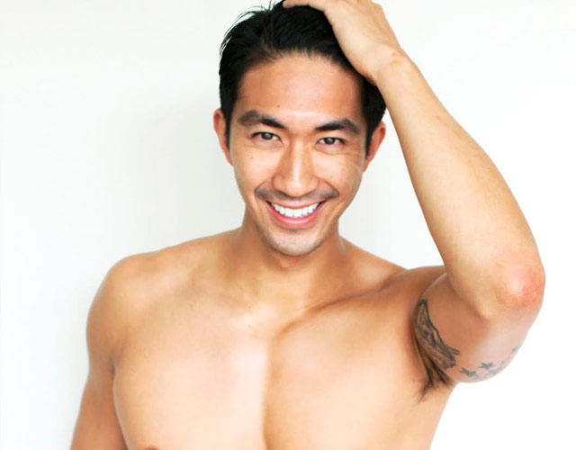 Ronnie Woo desnudo, el cocinero sexy de 'Food To Get You Laid'