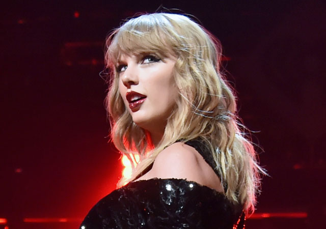 Taylor Swift versiona 'September' de Earth, Wind & Fire