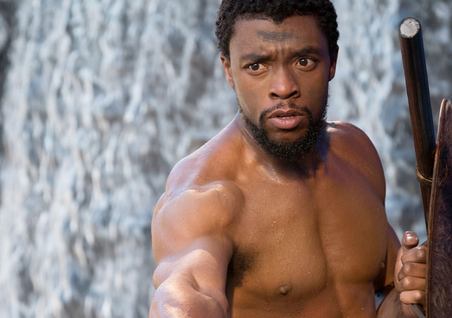 Chadwick Boseman desnudo, las mejores fotos de Pantera Negra desnudo