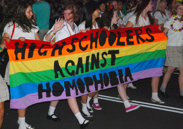 Una escuela en Oregón castiga a un alumno LGBT obligándole a leer la Biblia