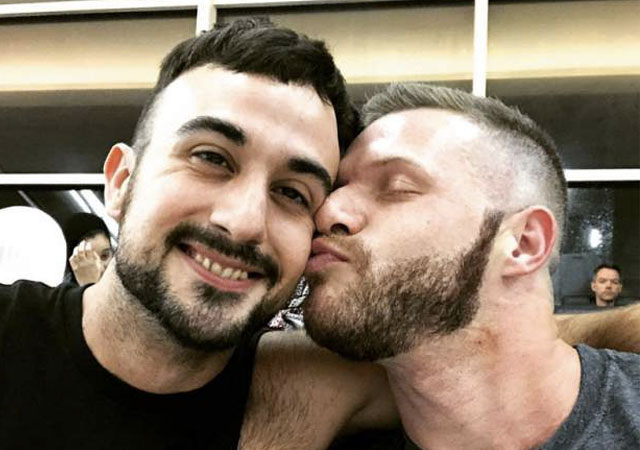 Dos actores porno gay comprometidos tras grabar una orgía gay