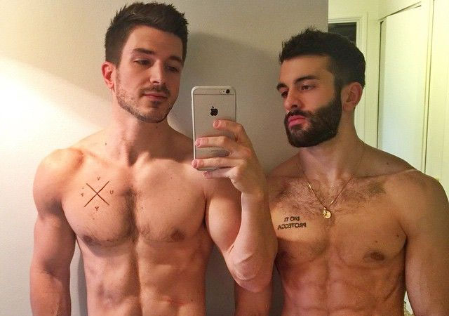 Prueba estas nuevas experiencias de sexo gay y juega con el factor sorpresa