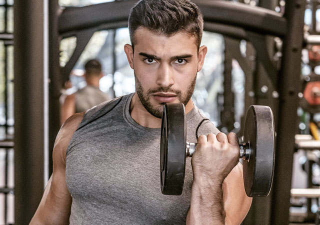 Sam Ashgari habla sobre Britney Spears en una entrevista con 'Men's Health'