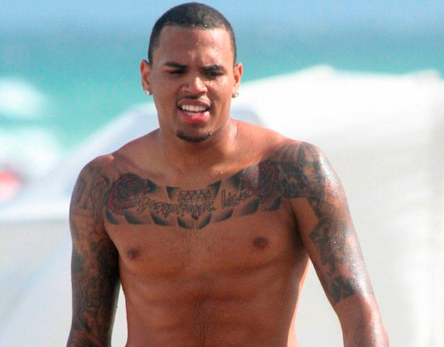 Chris Brown desnudo