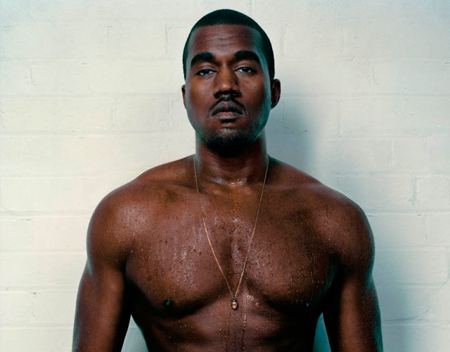 Kanye West desnudo