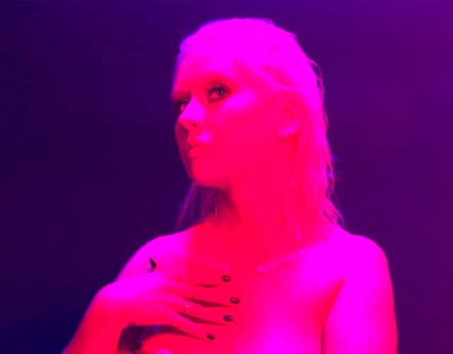 Christina Aguilera topless