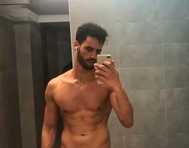 Asraf Beno desnudo