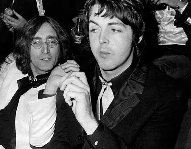 La masturbación en grupo de Paul McCartney y John Lennon