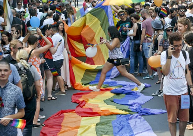 Invalidan el referéndum anti gay en Rumanía por falta de participación