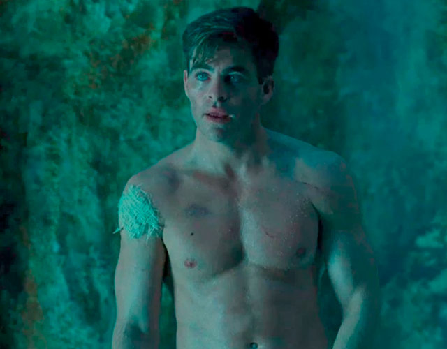 Chris Pine desnudo frontal