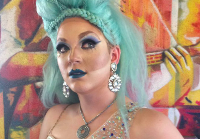 El tuit viral de una orgullosa madre sobre su hijo adolescente drag queen 2