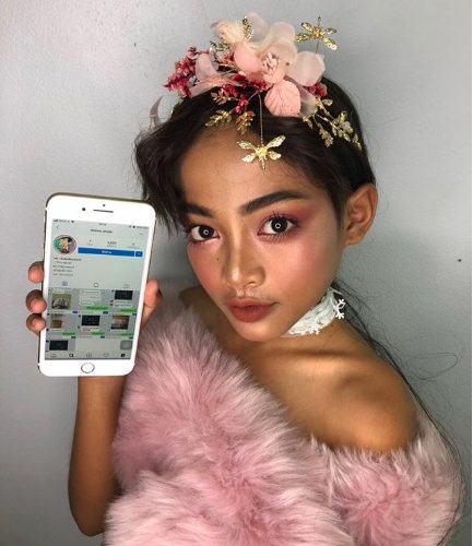 Un niño de 12 años compra una casa a su familia gracias a su talento como drag 6