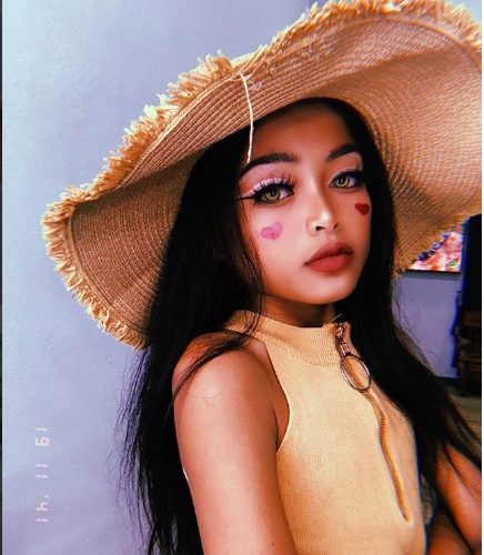 Un niño de 12 años compra una casa a su familia gracias a su talento como drag 7