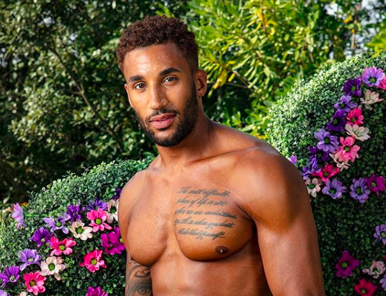 Ryan Cleary desnudo, este chulazo bisexual nos habla con sinceridad