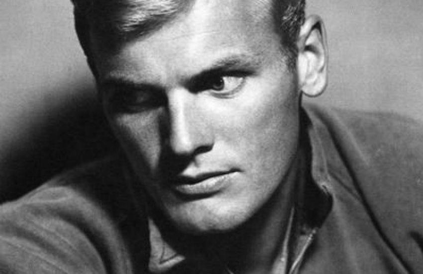 Famosos LGBTI que perdimos en 2018 1