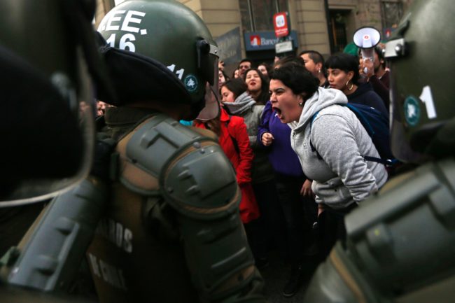 Chica violada por su padrastro, que le dijo 